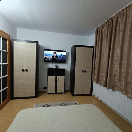 Apartament Alis2011 Buzau Exterior foto